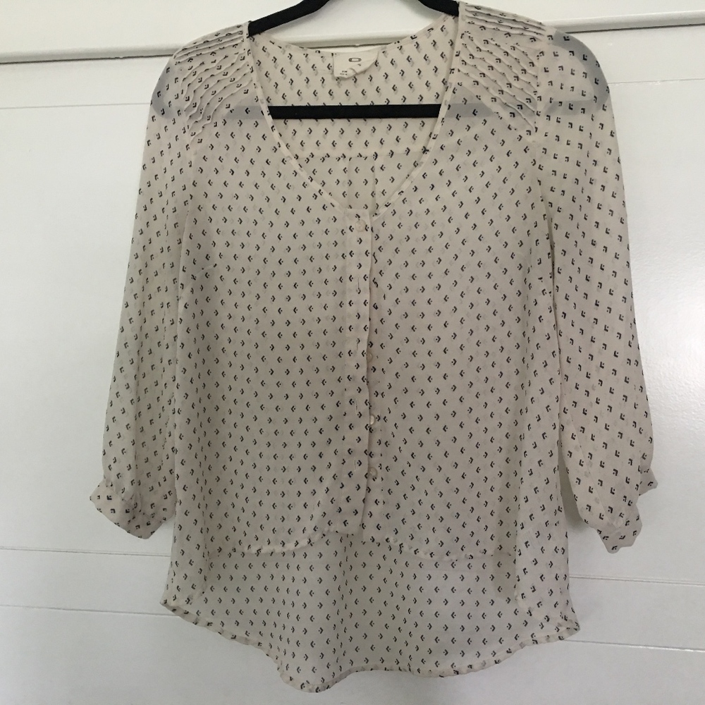 Pins & Needles 3 quarter sleeve sheer blouse